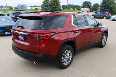 2023 Chevrolet Traverse, $31995. Photo 5