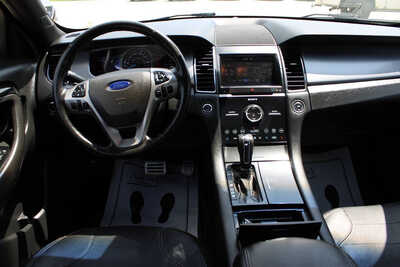2014 Ford Taurus, $9995. Photo 10