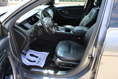 2014 Ford Taurus, $9995. Photo 11