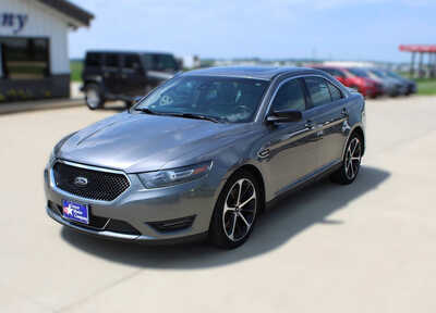 2014 Ford Taurus, $9995. Photo 1