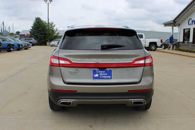 2016 Lincoln MKX, $12995. Photo 6