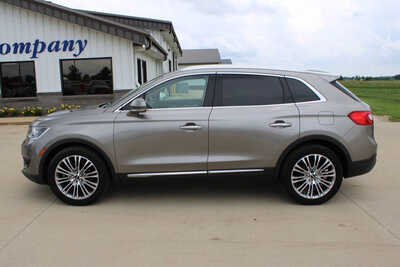 2016 Lincoln MKX, $12995. Photo 8