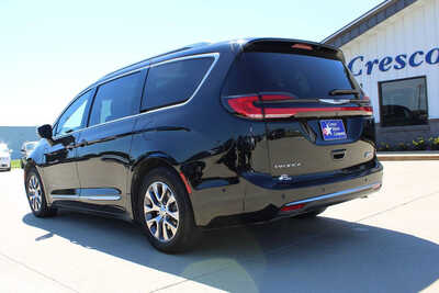 2025 Chrysler Pacifica, $39995. Photo 7
