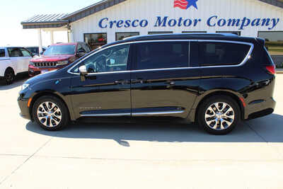 2025 Chrysler Pacifica, $39995. Photo 8
