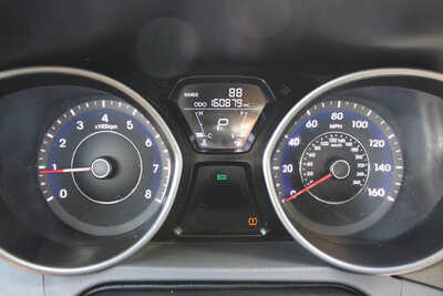 2012 Hyundai Elantra, $4995. Photo 12