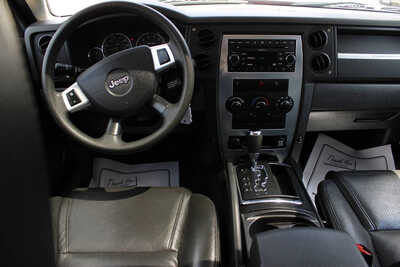 2008 Jeep Commander, $7995. Photo 10