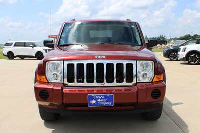 2008 Jeep Commander, $7995. Photo 2
