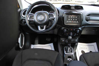 2018 Jeep Renegade, $15995. Photo 10