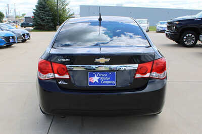 2012 Chevrolet Cruze, $3200. Photo 6