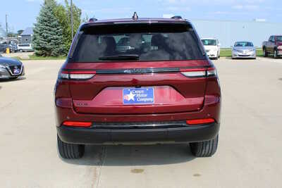 2023 Jeep Grand Cherokee, $29995. Photo 6