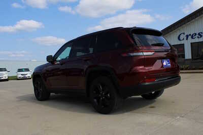 2023 Jeep Grand Cherokee, $29995. Photo 7