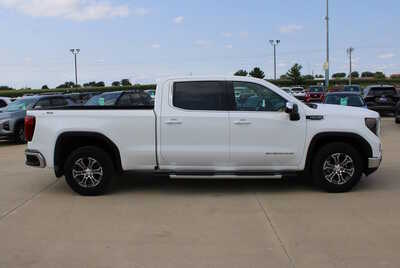 2023 GMC 1500 Crew Cab, $30995. Photo 4