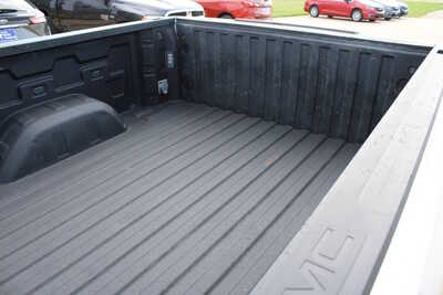 2023 GMC 1500 Crew Cab, $30995. Photo 9