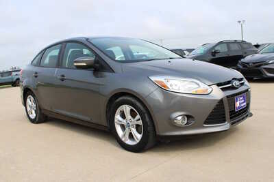 2012 Ford Focus, $7995. Photo 3