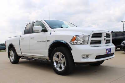 2011 RAM 1500 Ext Cab, $11995. Photo 3