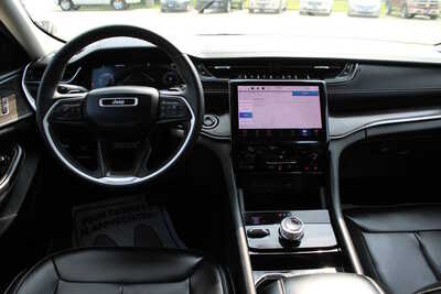 2023 Jeep Grand Cherokee, $30995. Photo 10