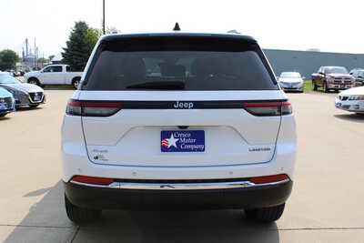 2023 Jeep Grand Cherokee, $30995. Photo 6