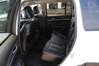 2023 Jeep Grand Cherokee, $30995. Photo 9