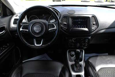 2019 Jeep Compass, $14995. Photo 10