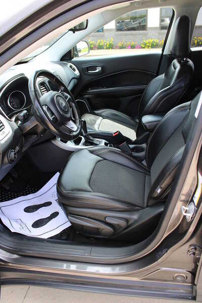 2019 Jeep Compass, $14995. Photo 11