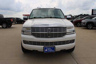 2012 Lincoln Navigator L, $3995. Photo 2