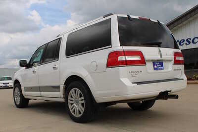 2012 Lincoln Navigator L, $3995. Photo 7