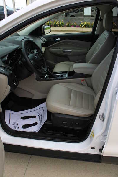 2018 Ford Escape, $13995. Photo 11