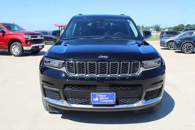 2023 Jeep Grand Cherokee L, $31995. Photo 2