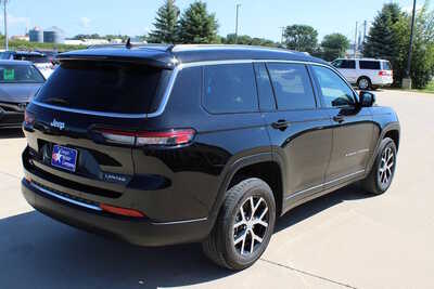 2023 Jeep Grand Cherokee L, $31995. Photo 5
