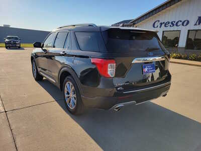 2022 Ford Explorer, $29995. Photo 2