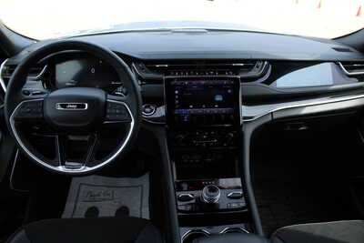 2022 Jeep Grand Cherokee, $27995. Photo 10