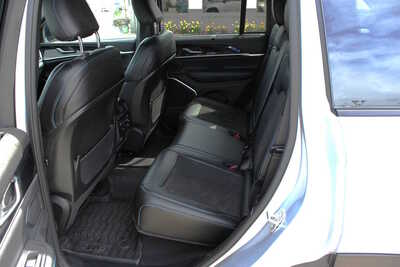 2022 Jeep Grand Cherokee, $27995. Photo 9
