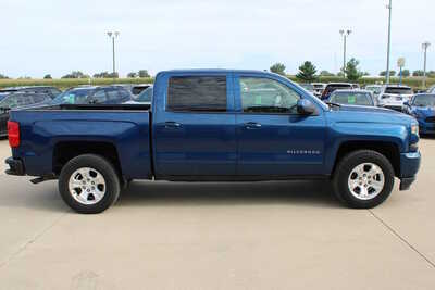 2016 Chevrolet 1500 Crew Cab, $21995. Photo 4