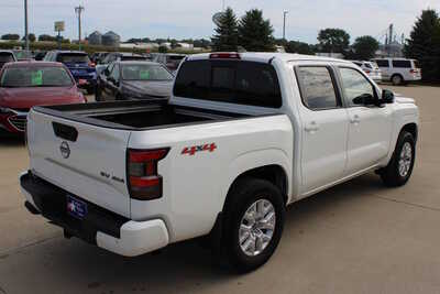 2022 Nissan Frontier, $27995. Photo 5
