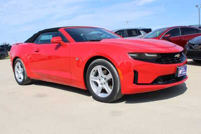 2019 Chevrolet Camaro, $21995. Photo 5
