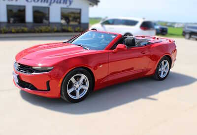 2019 Chevrolet Camaro, $21995. Photo 1
