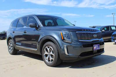 2020 Kia Telluride, $21995. Photo 3