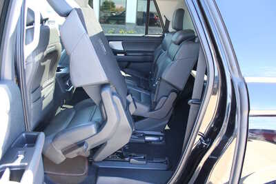 2025 Ford Expedition Max, $55995. Photo 10