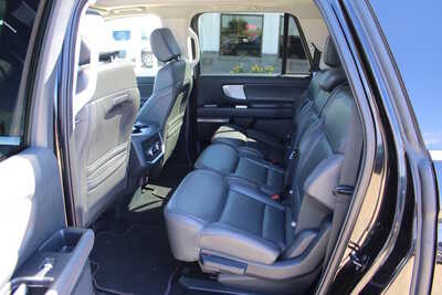 2025 Ford Expedition Max, $55995. Photo 9