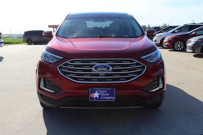 2020 Ford Edge, $18995. Photo 2