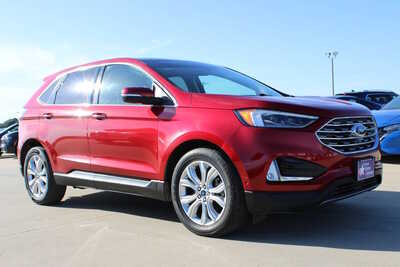 2020 Ford Edge, $18995. Photo 3