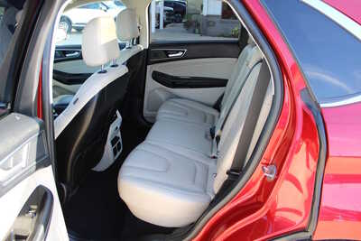 2020 Ford Edge, $18995. Photo 9