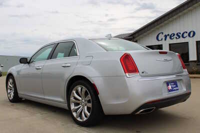 2020 Chrysler 300, $15995. Photo 7