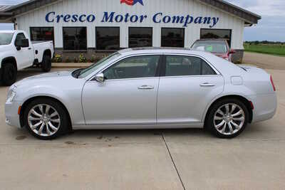 2020 Chrysler 300, $15995. Photo 8