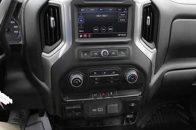 2021 Chevrolet 2500 Reg Cab, $34995. Photo 12