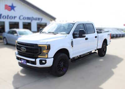 2022 Ford F250 Crew Cab, $39995. Photo 1