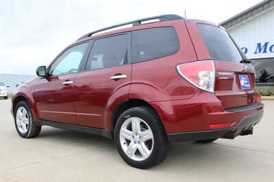 2010 Subaru Forester, $3995. Photo 7