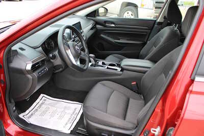 2024 Nissan Altima, $19995. Photo 11