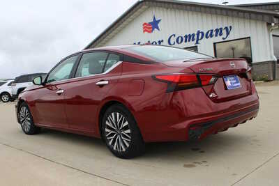 2024 Nissan Altima, $19995. Photo 7