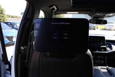 2023 Chevrolet Suburban, $50995. Photo 12